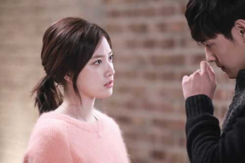 Đàn ông sở hữu đôi mắt này: 90% họ đang nói dối