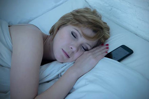 Để vật này gần giường ngủ gia chủ dễ gặp đại hạn triền miên, nghèo mạt kiếp: Rất nhiều người Việt phạm phải