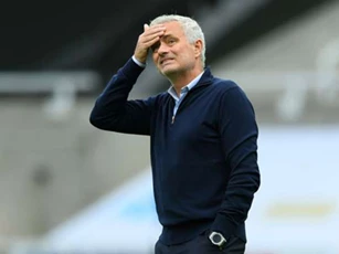 Mourinho tiết lộ kế sách chuyển nhượng mùa dịch