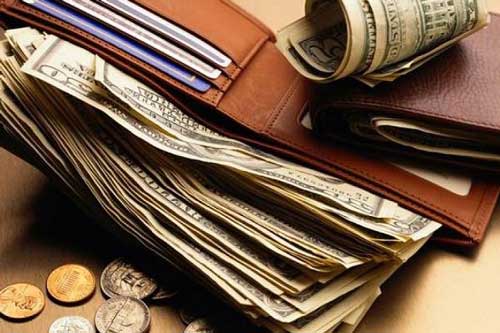 Nếu cứ đặt mãi thứ này trong ví thì tiền của bạn lúc nào cũng dễ "bốc hơi", làm nhiều mà chẳng thấy đồng nào