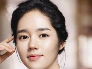 Phụ nữ có nốt ruồi ở chỗ này cả đời dễ ăn sung mặc sướng, giàu sang tột độ, chớ dại mà xóa đi