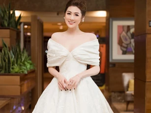 Tú Anh trúng show liên tiếp nhưng tụt giá cát-xê