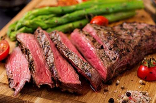 Thịt bò rất bổ nhưng 6 nhóm người này không nên ăn nhiều