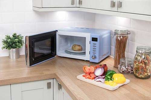 4 sai lầm khi đặt lò vi sóng làm giảm tuổi thọ của máy, tăng tiền điện mà ít ai biết
