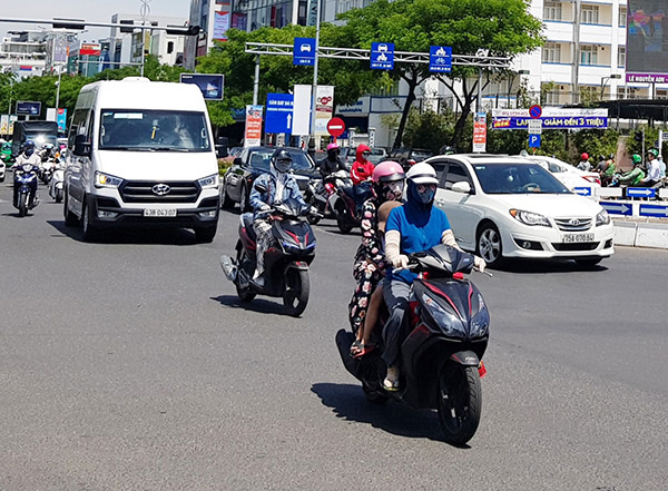 Nắng nóng ở Trung Bộ còn kéo dài nhiều ngày tới, chỉ số tia tử ngoại tại Đà Nẵng ở mức rất cao