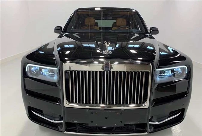 Giá 2 triệu đô, đại gia Việt đua nhau sắm Rolls-Royce Cullinan