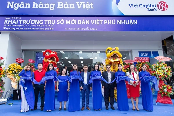 Ngân hàng Bản Việt chào đón diện mạo mới của Phòng giao dịch Phú Nhuận, tại Số 172A đường Phan Đăng Lưu, phường 3, quận Phú Nhuận, thành phố Hồ Chí Minh.