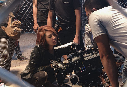 Thúy Ngân giảm cân, ngã gục trên phim trường vì quá mệt