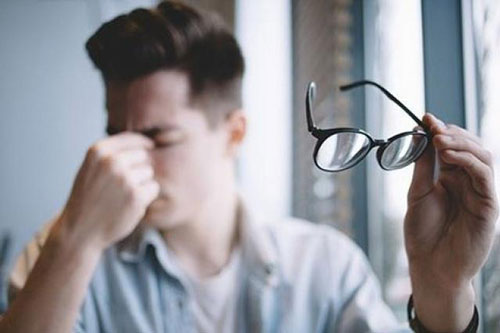 Nếu thấy 3 đặc điểm này trên mặt, chứng tỏ não bộ đang thiếu máu trầm trọng