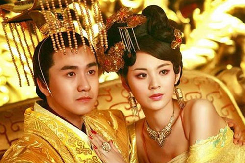 Cướp chồng của chị gái, Hoàng hậu được chiều chuộng hết mực nhưng thân phận kẻ thứ 3 vẫn nhận cái kết đáng sợ ở tuổi 28