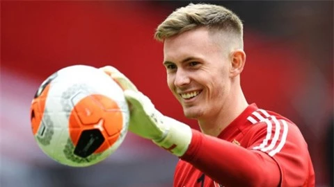 Henderson chỉ cần lương bằng 1/3 De Gea để quay lại M.U