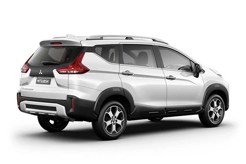 Mitsubishi Xpander Cross.