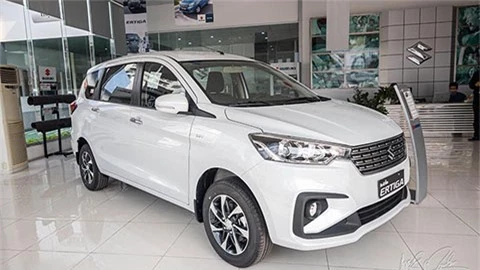 Suzuki Ertiga 7 chỗ bất ngờ giảm giá sốc xuống còn 459 triệu, 'quyết đấu' Mitsubishi Xpander