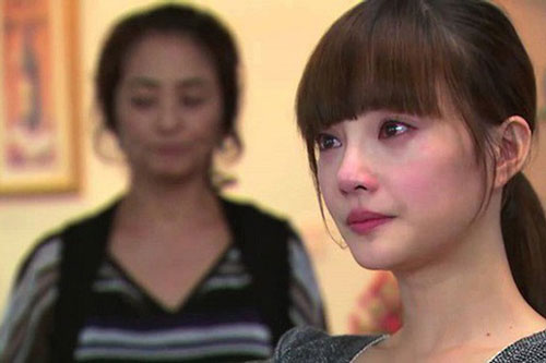 Chồng ăn bám vợ vẫn được mẹ chồng bênh "Của cải nhà này ăn mấy đời không hết" và cái kết cay đắng cho gã lười biếng