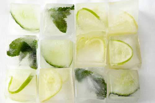 Thoa nước cốt chanh đông đá lên mặt 2 lần 1 tuần, có thể bạn sẽ hối hận vì không biết đến cách này sớm hơn