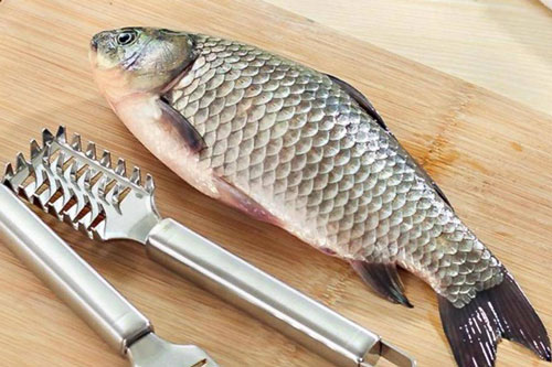 Không cần dùng nhiều thứ để khử mùi, loại bỏ 5 điểm này trên mình cá, mùi tanh chẳng còn
