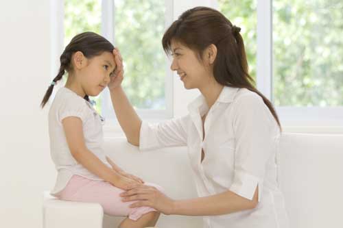 Cha mẹ làm đúng 3 nguyên tắc này, bé càng lớn càng ngoan