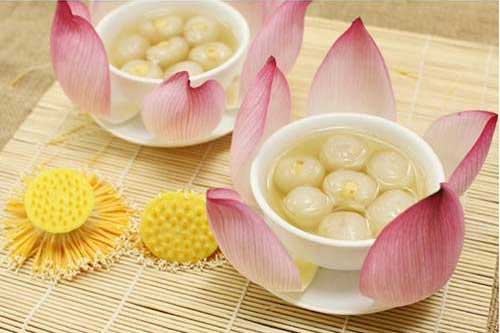 Cách nấu chè hạt sen thơm ngon chuẩn vị nhất giúp thanh mát ngày hè