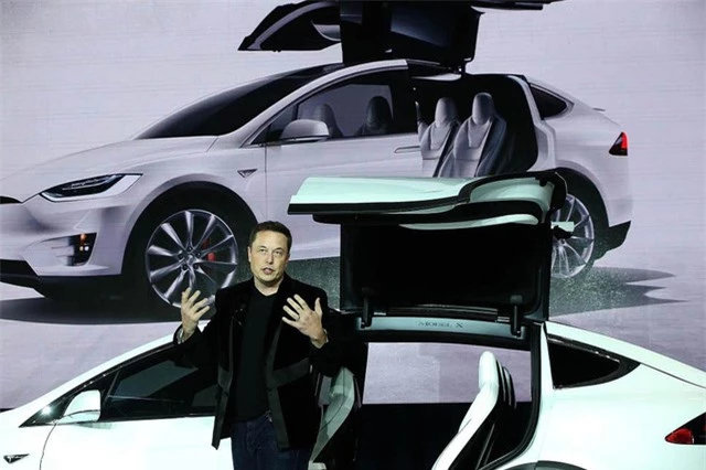 Ông chủ Tesla Elon Musk trở thành người giàu thứ 5 thế giới - Ảnh 1.
