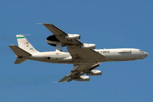 Không quân Mỹ chọn Raytheon phát triển tên lửa phòng vệ cho máy bay