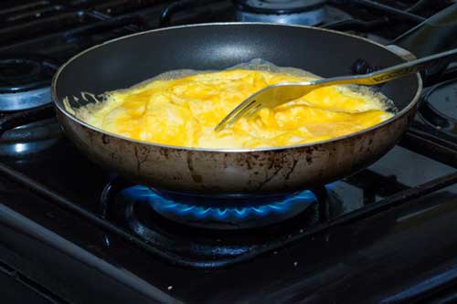 Sai lầm tai hại khi chế biến trứng gà không khác nào mang độc tố vào trong mâm cơm