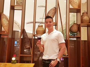 Dàn trai đẹp, giám đốc vẫn phải lên truyền hình hẹn hò, mai mối