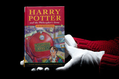 Top 10 cuốn sách triệu USD trên thế giới