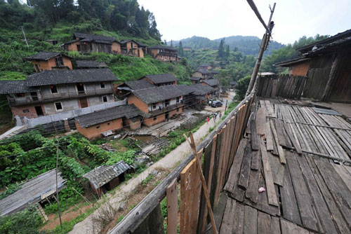 Ngôi làng bí ẩn chưa từng có muỗi suốt trăm năm