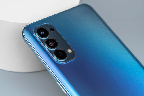 Trên tay Oppo Reno4 sắp lên kệ tại Việt Nam
