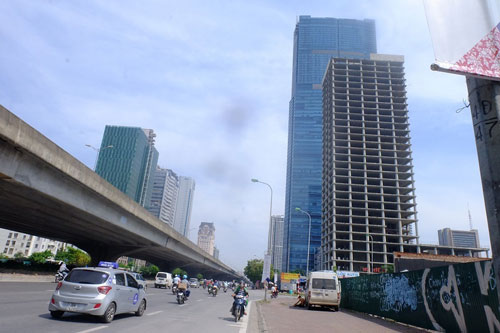 Hai 'thái cực' của bất động sản văn phòng hai miền Nam - Bắc