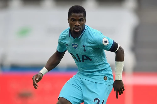 Hậu vệ trái: Serge Aurier (Tottenham).