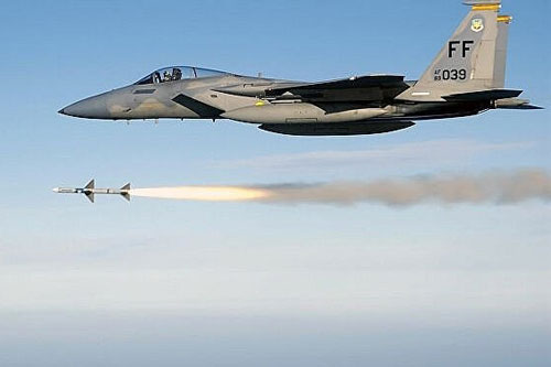 Mỹ đặt mua tiêm kích F-15EX có khả năng mang vũ khí siêu thanh
