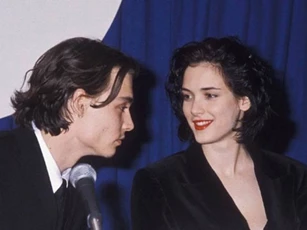 Người tình được Johnny Depp xăm hình là ai?