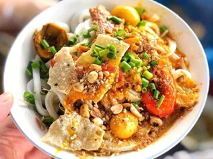 Cút lộn xào me và loạt món đường phố hút khách ở Đà Nẵng