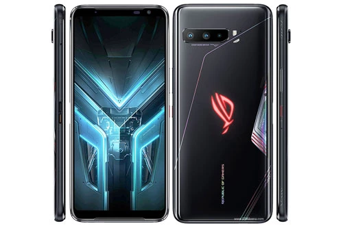 Sức mạnh phần cứng của ASUS ROG Phone 3 đến từ vi xử lý Qualcomm Snapdragon 865 Plus (7 nm+) lõi 8 với tốc độ tối đa 3,1 GHz, GPU Adreno 650. RAM 8 GB/ROM 128 GB, RAM 12 GB/ROM 128 GB, RAM 12 GB/ROM 256 GB, RAM 12 GB/ROM 512 GB hoặc RAM 16 GB/ROM 512 GB. ROG Phone 3 dùng RAM LPDDR5 và bộ nhớ trong UFS 3.1. Đáng tiếc là nó không có khay cắm thẻ nhớ. Hệ điều hành Android 10, được tuỳ biến trên giao diện ROG UI.