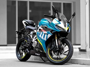 Đánh giá môtô 300 phân khối, phanh ABS 2 kênh, giá 115 triệu ở Việt Nam