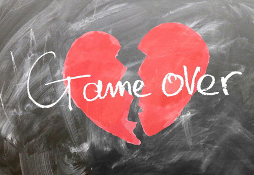 Tarot: Tình yêu của bạn có chịu thua trước thực tế tàn khốc?