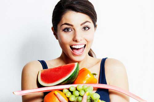 Bỏ ngay thói quen ăn hoa quả sau bữa cơm đi nếu không muốn mắc 3 bệnh nguy hiểm này