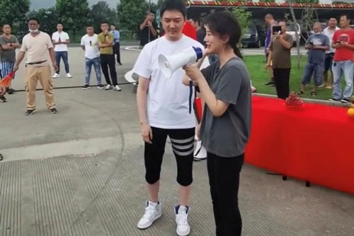 Phùng Thiệu Phong già đi trông thấy, phát tướng sau khi lấy vợ