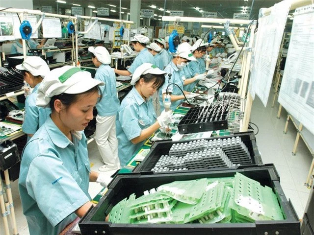 Standard Chartered dự báo kinh tế Việt Nam tăng trưởng 3% trong năm 2020 - Ảnh 1.