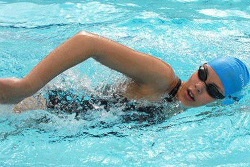 Những đối tượng nào không nên bơi lội?