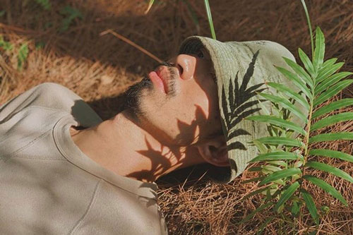 Đen vâu chuẩn bị tung hit mới sau thời gian "im thin thít và lặn mất tăm"