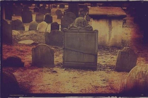 Sự thật về những ngôi mộ "ma cà rồng" gây kinh hãi ở Mỹ