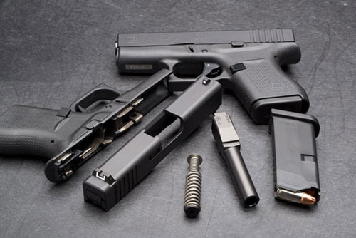 Tại sao súng ngắn Glock lại được chọn làm vũ khí quy chuẩn của đặc nhiệm Mỹ?