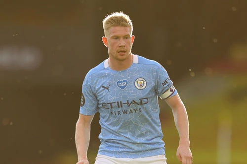 Tiền vệ: Kevin De Bruyne (Man City).