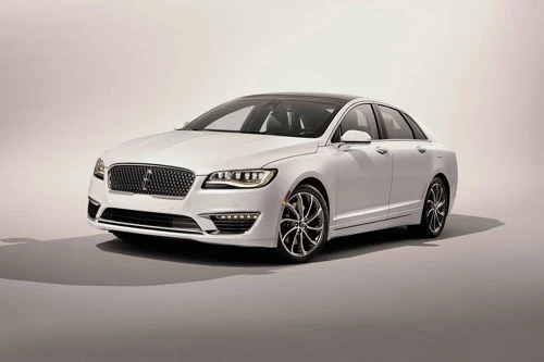 9. Lincoln MKZ 2020 (giá: 36.750-44.500 USD).