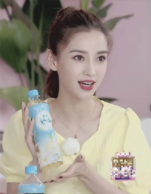 Angelababy xuất hiện với nhan sắc ngọt ngào thách thức mọi ống kính, mặc kệ tin đồn hôn nhân tan vỡ 4