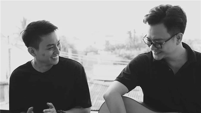 Ca sĩ Hoài Lâm và nhạc sĩ Nguyễn Minh Cường quá trình thực hiện ca khúc.