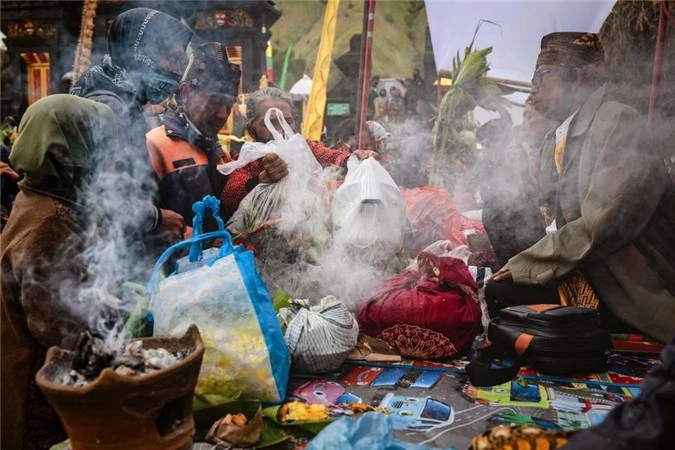 Khám phá lễ hội tế thần Yadnya Kasada ở Indonesia