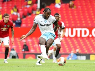 David Moyes và Antonio được thưởng lớn sau trận hòa như thắng M.U